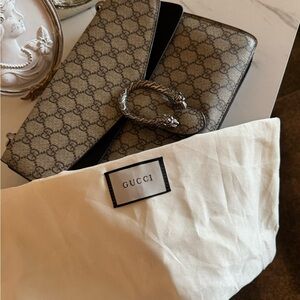 Gucci Beige GG Supreme Dionysus Shoulder Bag with Silver Hardware